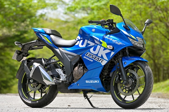 SUZUKI GIXXER SF250 右7:3ビュー