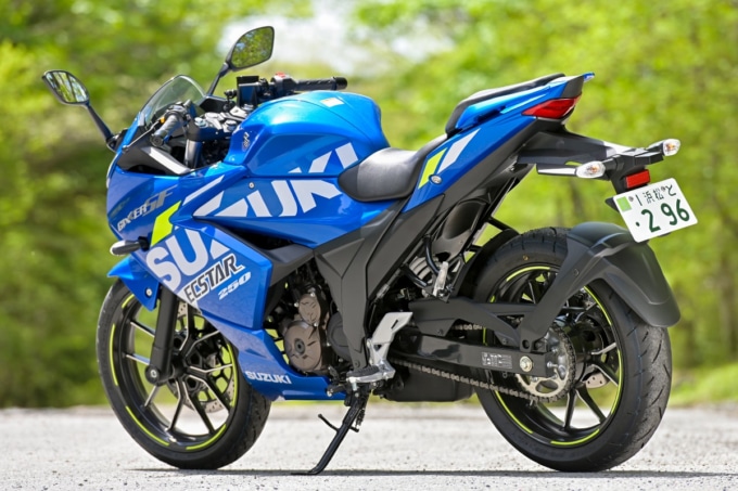 SUZUKI GIXXER SF250 左7:3ビュー