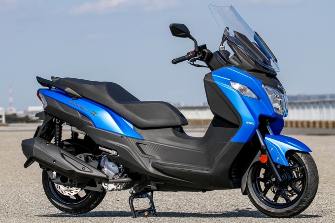 SYM JOYMAX Z250（ジョイマックスZ250）の右7:3ビュー