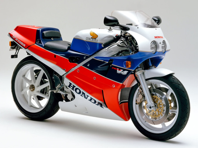 HONDA VFR750R(RC30)