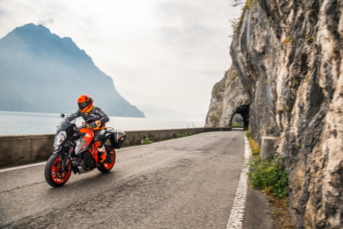 KTM 1290 SUPER DUKE GT（2018）