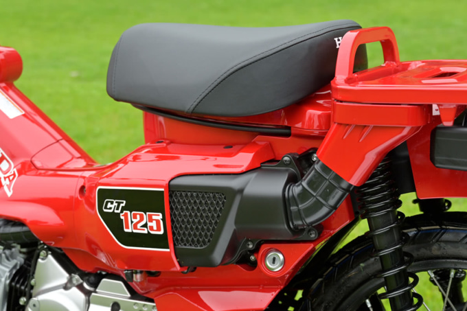 HONDA CT125 ハンターカブ エアクリーナーボックス