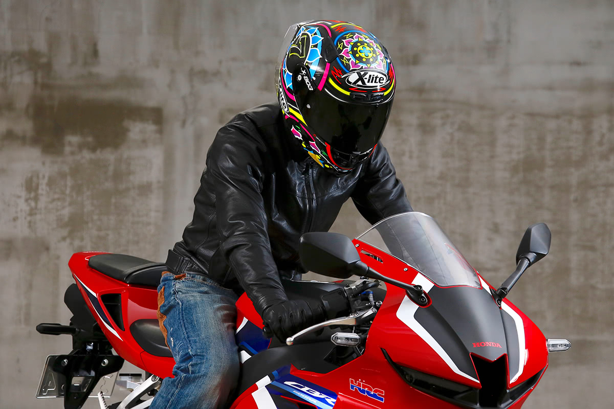 MotoGPのデータをフィードバックし先端技術が詰め込まれたヘルメット 