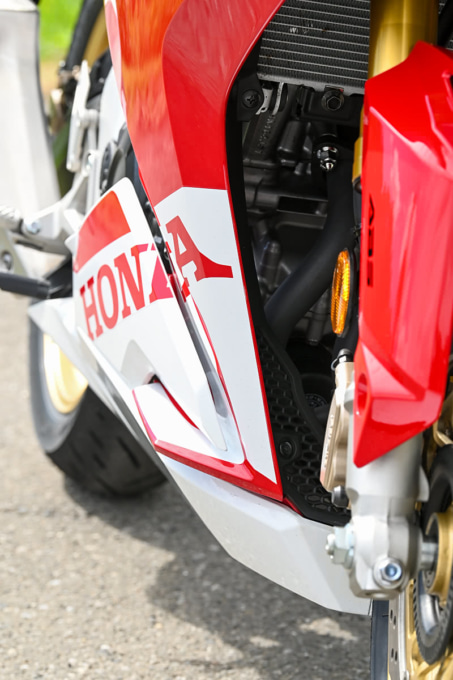 HONDA CBR250RR アンダーカウル