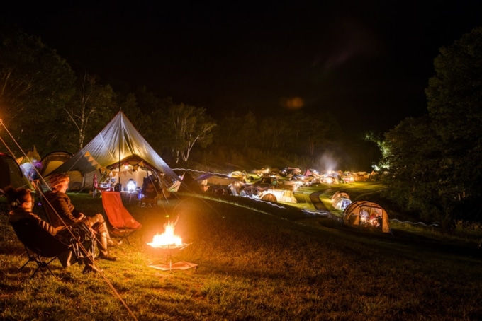 「New (Lifestyle) Acoustic Camp 2020 〜いつもより、ゆったり、のんびりの、あたらしいニューアコ。〜」夜の会場イメージ