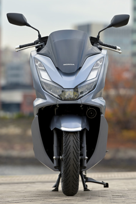 HONDA PCX（2021年モデル）フロントビュー