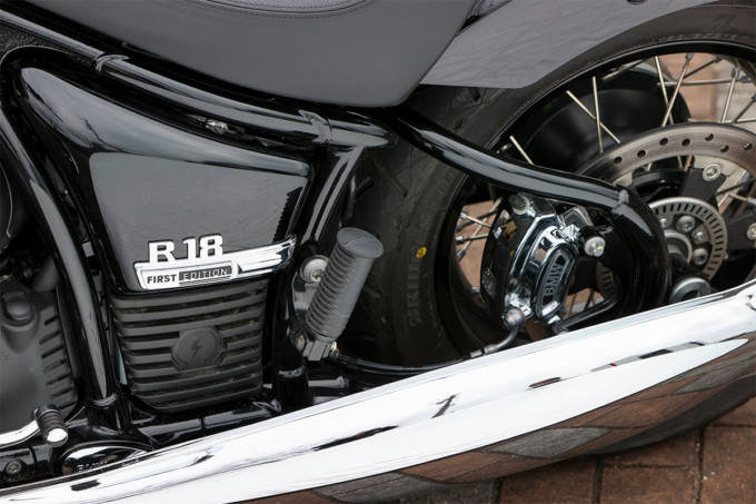 BMW R18 FIRST EDITION スイングアーム