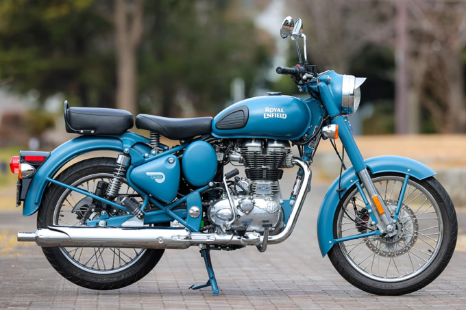 ROYAL ENFIELD Classic 500 右サイドビュー