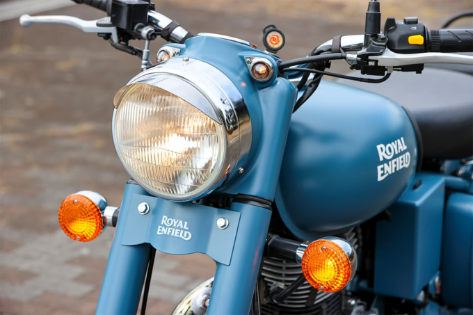 ROYAL ENFIELD Classic 500 ヘッドライト