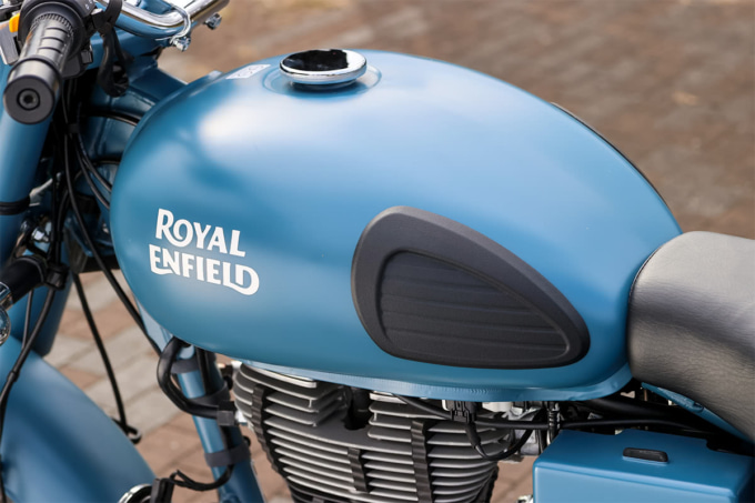 ROYAL ENFIELD Classic 500 タンク