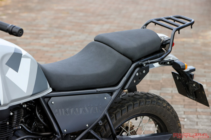 ROYAL ENFIELD HIMALAYAN シート