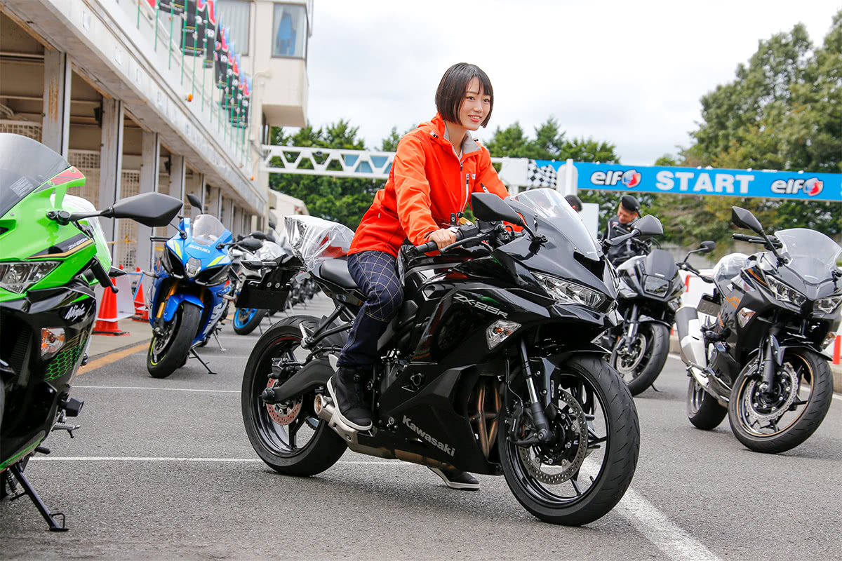 大型バイクをサーキットで試乗 普通二輪免許でokの ステップアップ試乗会 が3月末開催 バイクニュース タンデムスタイル