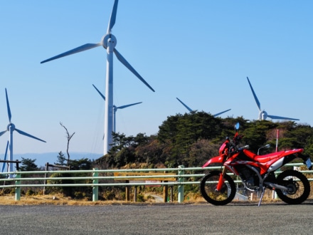 冬晴れの青山高原