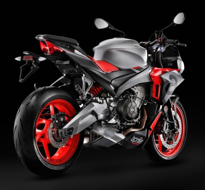 APRILIA TUONO660イメージバックサイド