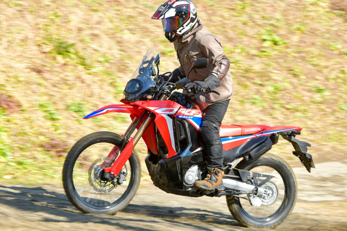 HONDA CRF250RALLY（2BK-MD47／2021年モデル）ダート走行