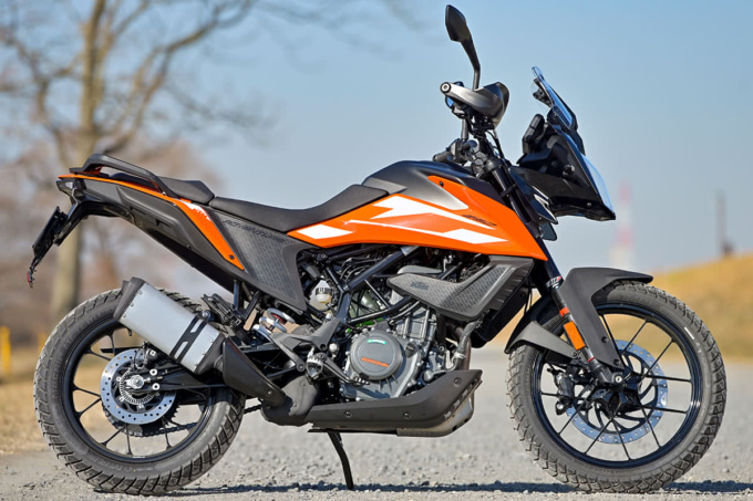 KTM 250ADVENTURE（2021年モデル）右サイドビュー