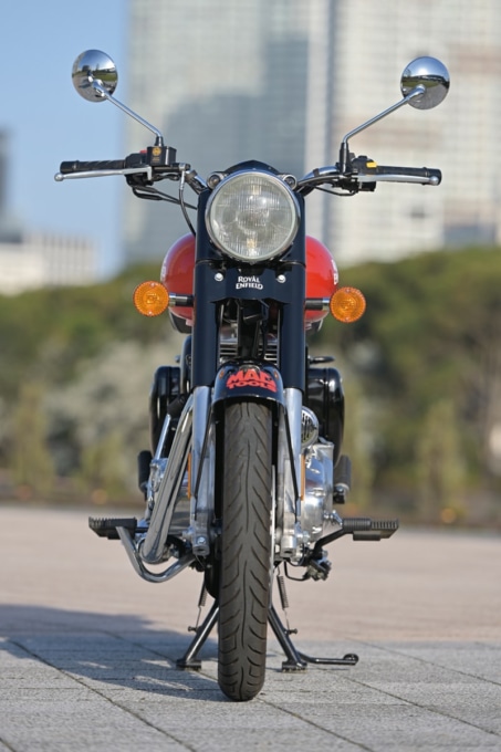 ROYAL ENFIELD CLASSIC500 正面
