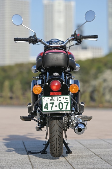 ROYAL ENFIELD CLASSIC500 後ろ