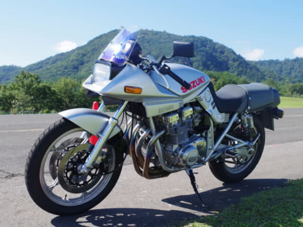 スズキ GSX1100Sカタナ