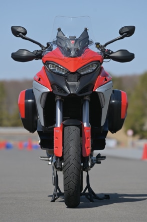 DUCATI MULTISTRADA V4S 前