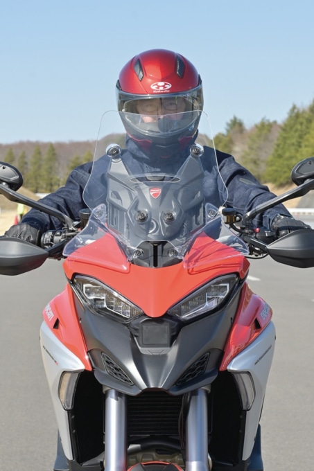 DUCATI MULTISTRADA V4S スクリーン（上）