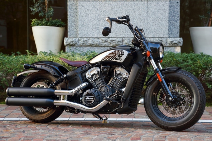 INDIAN MOTORCYCLE SCOUT BOBBER TWENTY 右サイドビュー