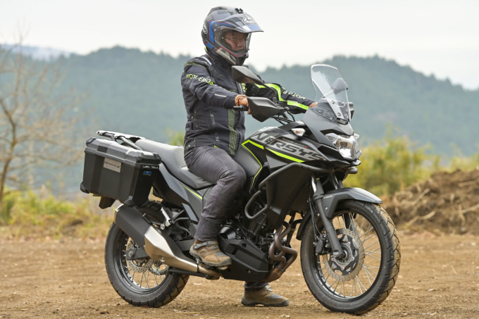 カワサキ VERSYS-X 250 TOURER 乗車姿勢