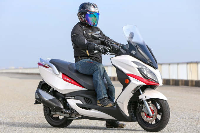 KYMCO G-DINK i 乗車姿勢