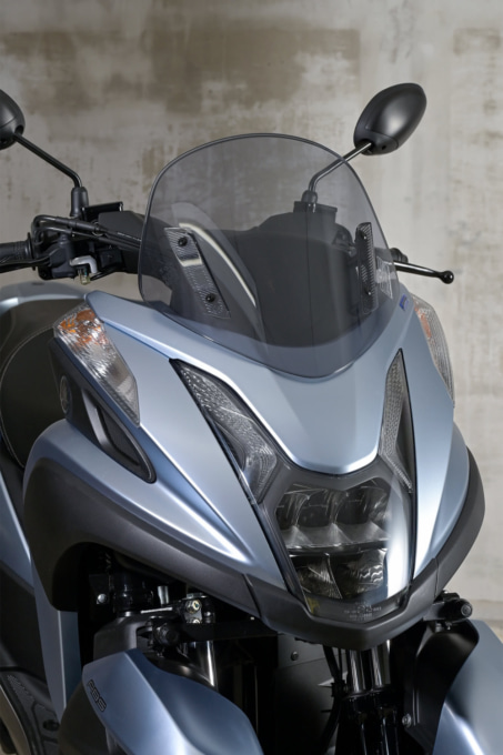 YAMAHA TRICITY125 ヘッドライト