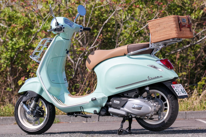 VESPA PRIMAVERA150 PICNIC（2021年）リヤ7:3ビュー