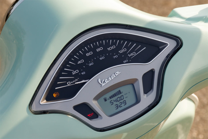 VESPA PRIMAVERA150 PICNIC（2021年）メーター