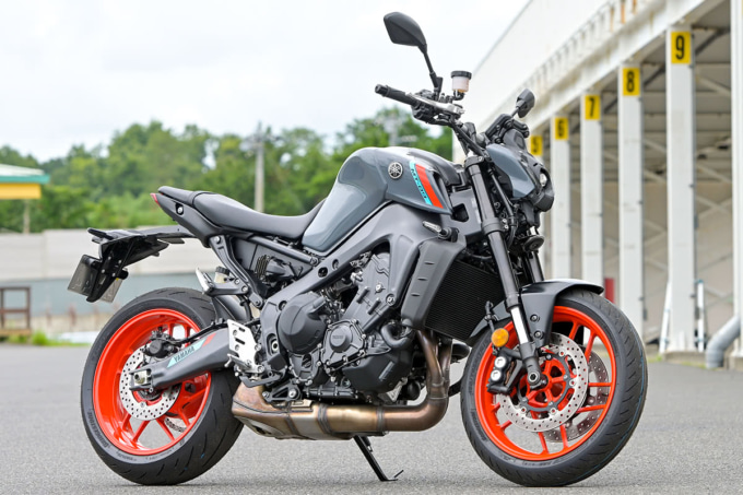 YAMAHA MT-09 ABS 7:3ビュー