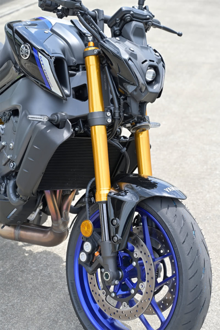 YAMAHA MT-09 SP フロントまわり