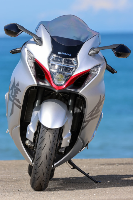 SUZUKI HAYABUSA（2021年モデル）フロントビュー