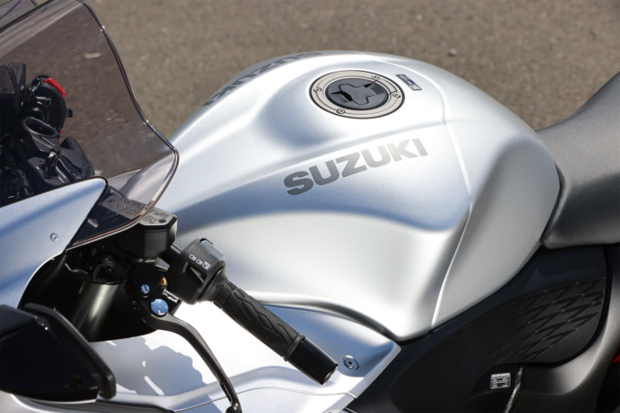 SUZUKI HAYABUSA（2021年モデル）タンク