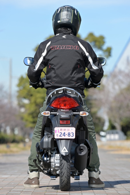 SUZUKI ADDRESS110 足つき