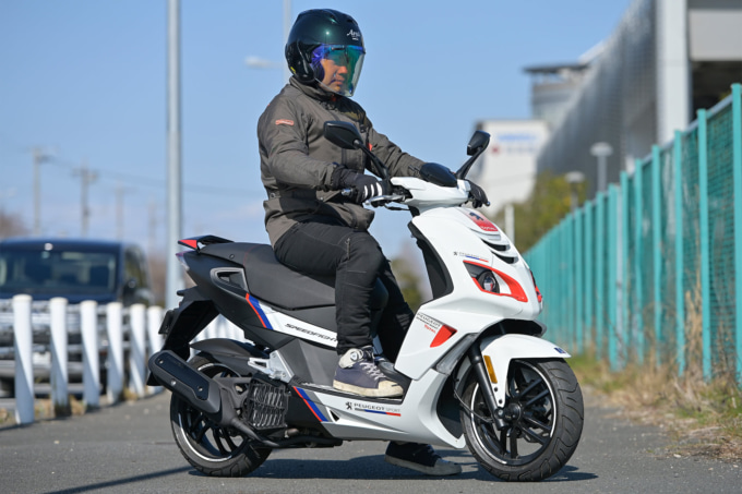 PEUGEOT SPEEDFIGHT125 R-CUP（2021年モデル）乗車姿勢