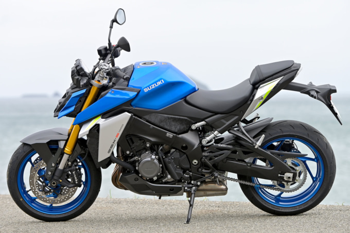 SUZUKI GSX-S1000（2021年モデル）左サイドビュー