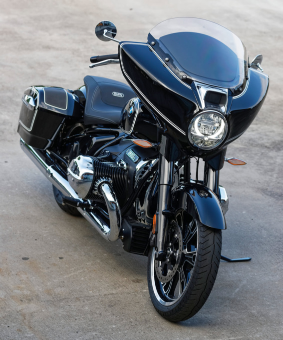 BMW R18B（2022年モデル）フロントビュー