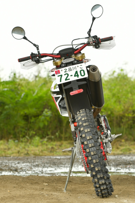 ファンティック XEF250トレール（2021年モデル）リヤビュー