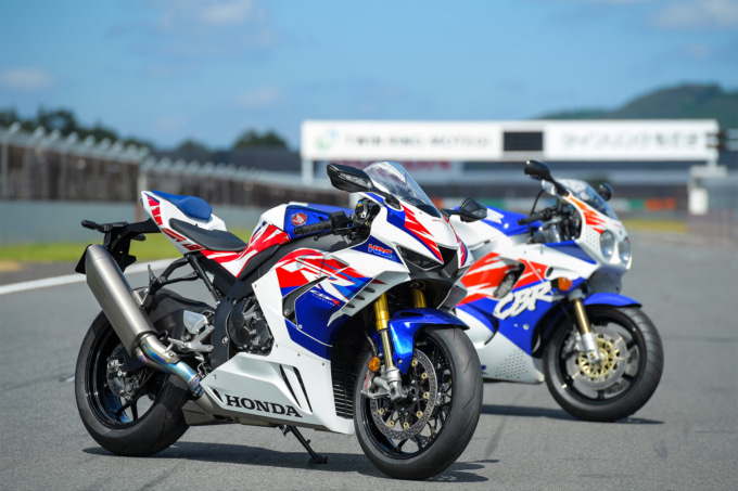 HONDA CBR1000RR-R FIREBLADE SP 30th Anniversary