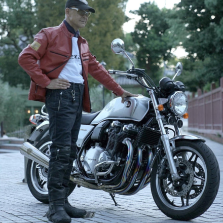 マックスフリッツ×片山敬済さんとコラボのバイク用ボトム“SEKITOBA MAX”が予約受付開始！