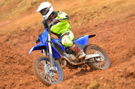 YAMAHA YZ125