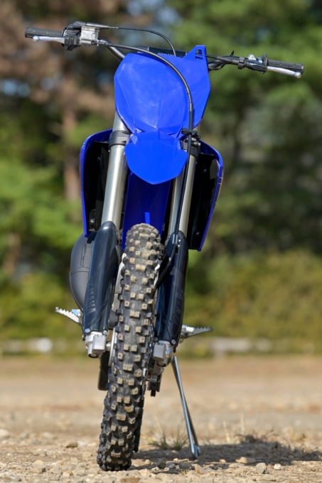 YAMAHA YZ125（2022年モデル）フロントビュー