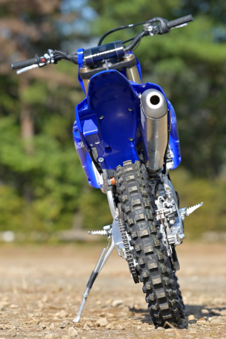 YAMAHA YZ250FX（2022年モデル）リヤビュー