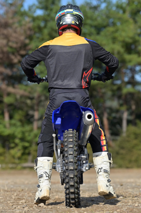 YAMAHA YZ250FX（2022年モデル）足つき