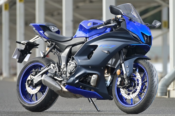 ヤマハ 2022年モデル YZF-R7 (8BL-RM39J) 7:3ビュー