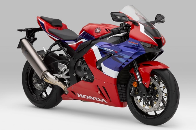 HONDA CBR1000RR（2BL-SC82）