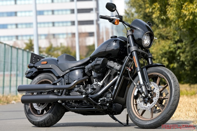 HARLEY-DAVIDSON LOW RIDER S（2022年モデル）7:3ビュー