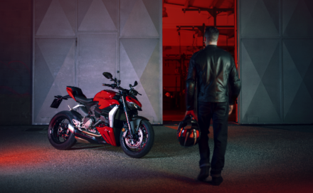 DUCATI ストリートファイターV2がついに日本上陸！デビューフェアが5月28日よりスタート！